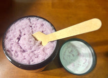 Load image into Gallery viewer, Lavender Tea Foaming Sugar Body Scrub
