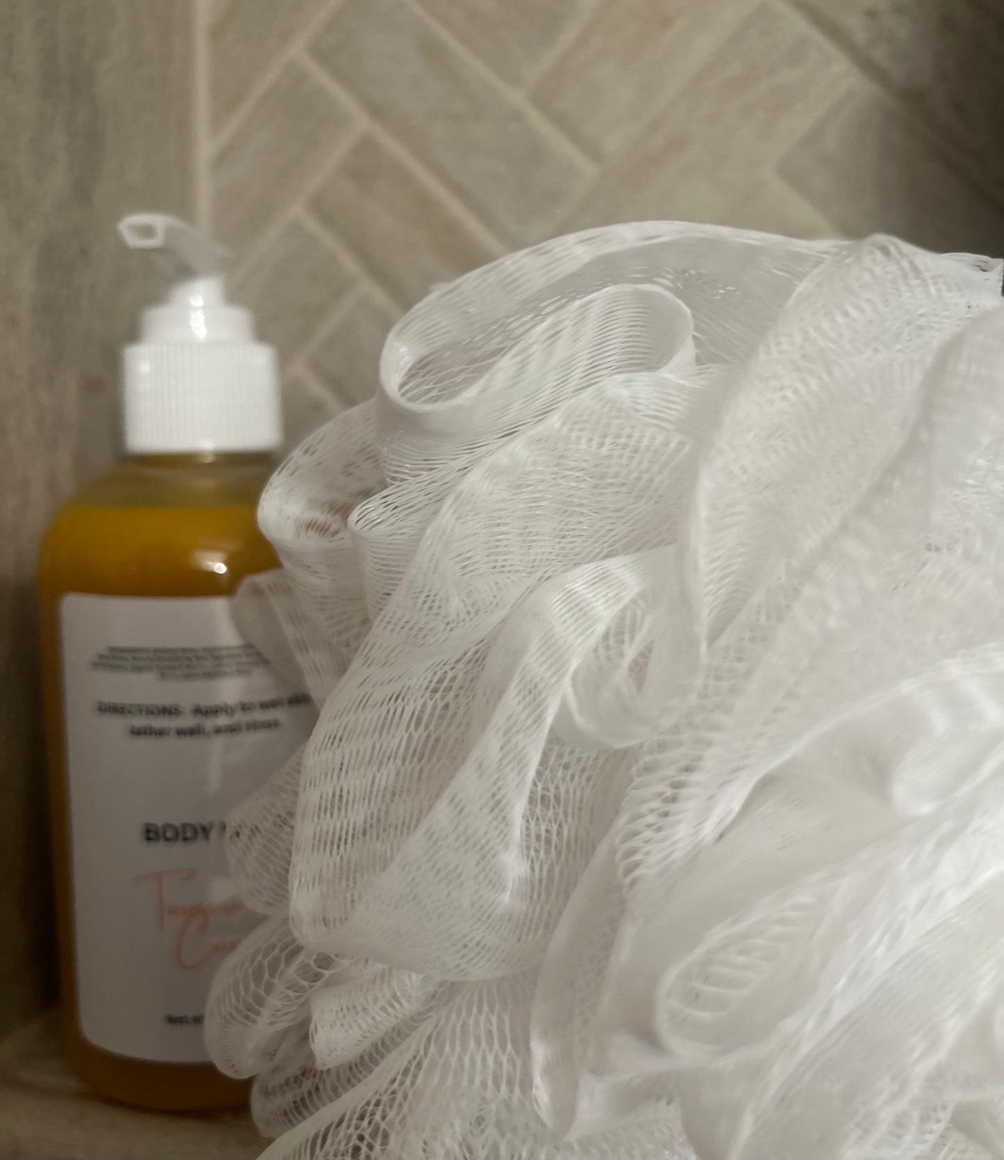 Turmeric and Carrot Body Wash