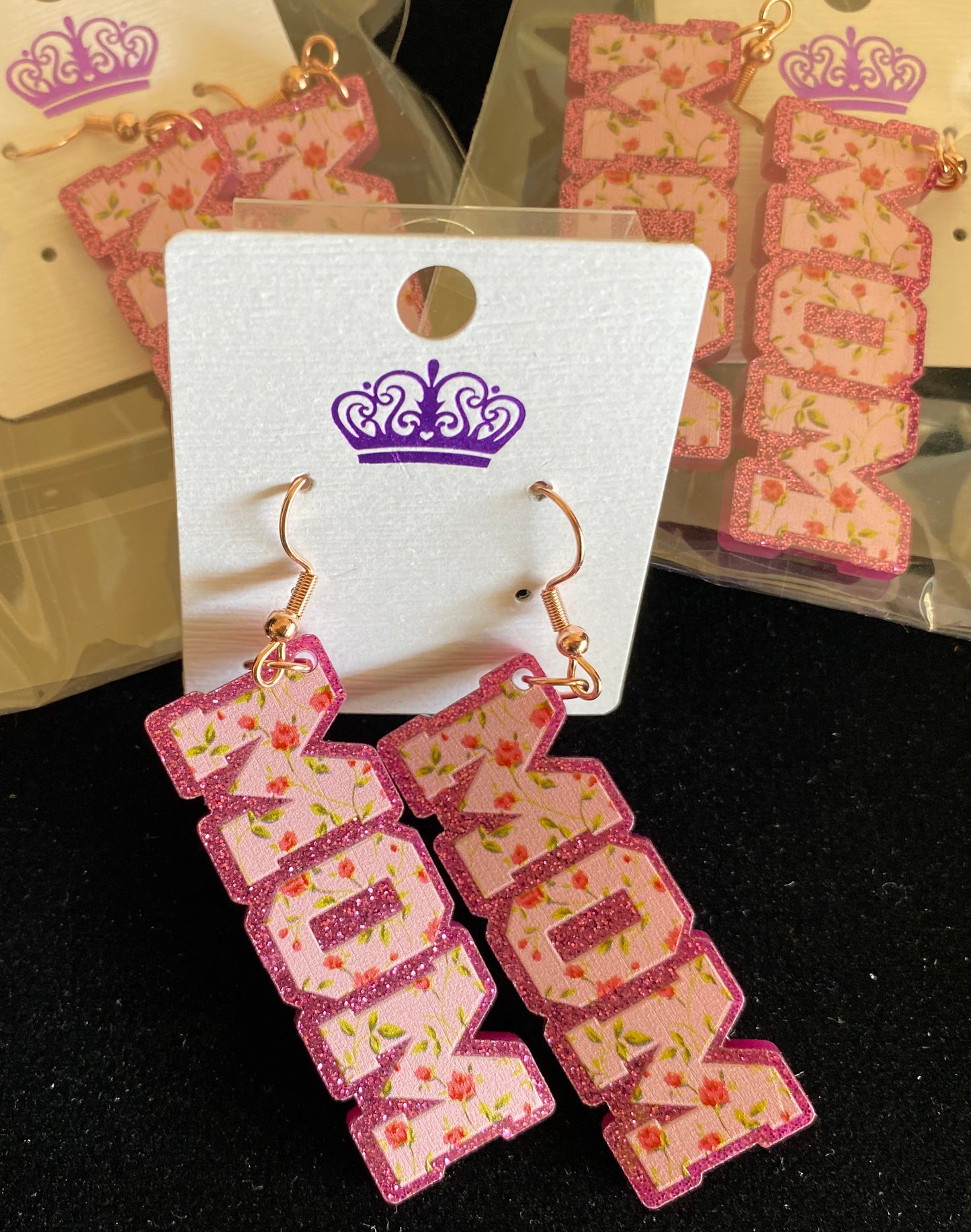 Mom/Mama Acrylic Earrings